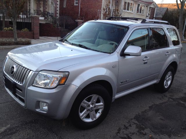 2008 Mercury Mariner Ram 3500 Diesel 2-WD