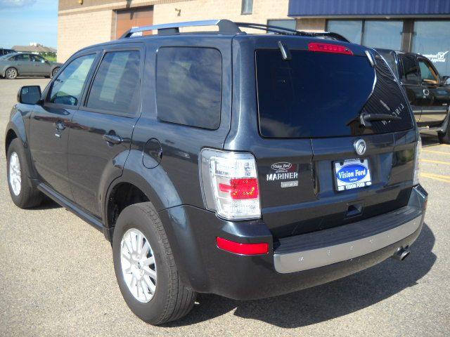 2010 Mercury Mariner 143.5 Truck