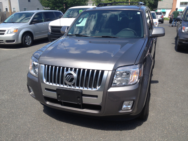 2010 Mercury Mariner 143.5 Truck