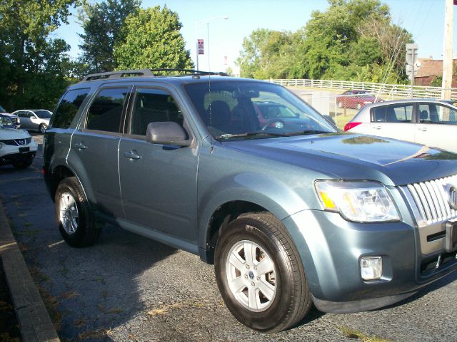 2010 Mercury Mariner XLE AWD Van