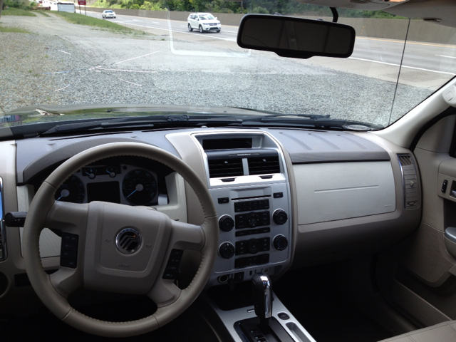 2010 Mercury Mariner 2WD Crewmax 145.7 5.7L SR5