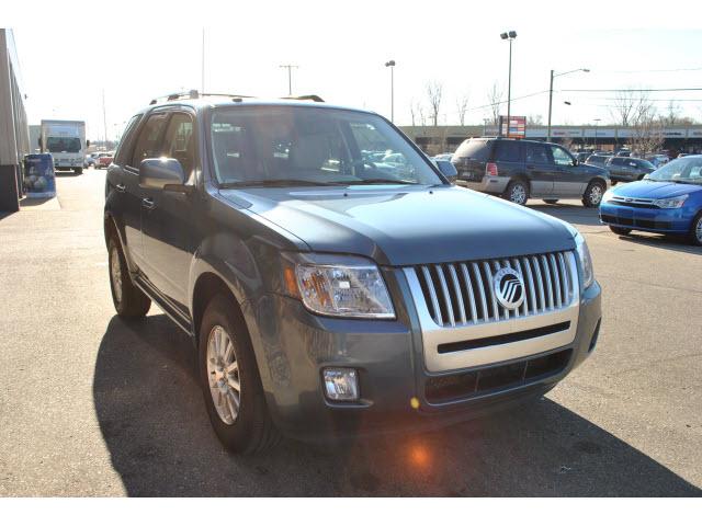 2010 Mercury Mariner XLE AWD Van