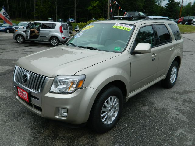 2010 Mercury Mariner 143.5 Truck