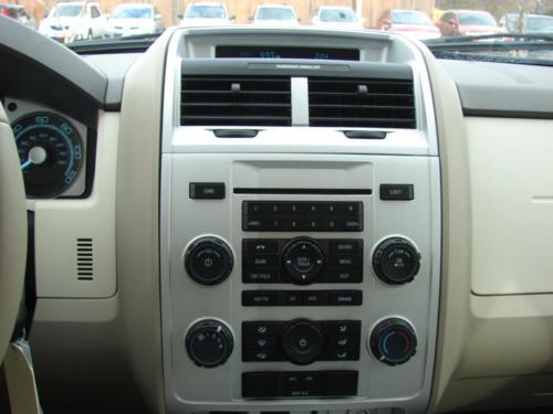 2010 Mercury Mariner Coupe