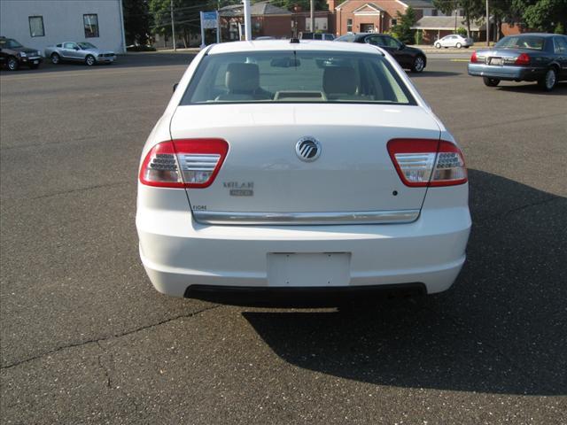 2008 Mercury Milan Wagon RWD