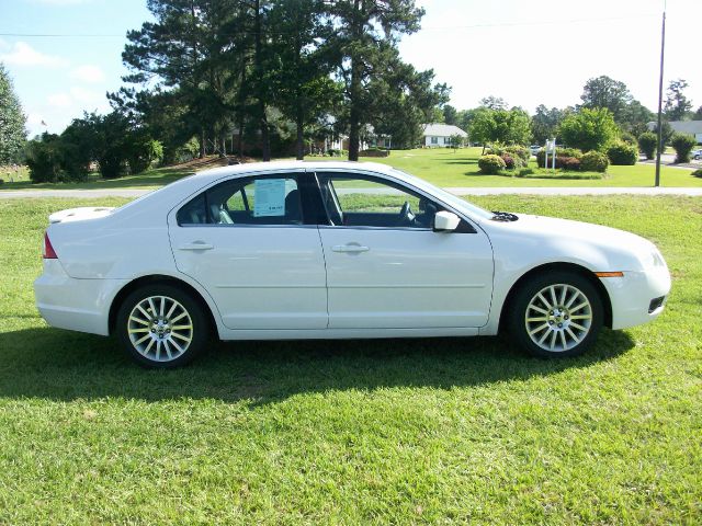 2009 Mercury Milan 4WD Crew Cab LS