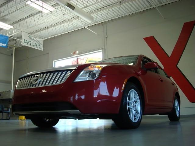 2010 Mercury Milan XR