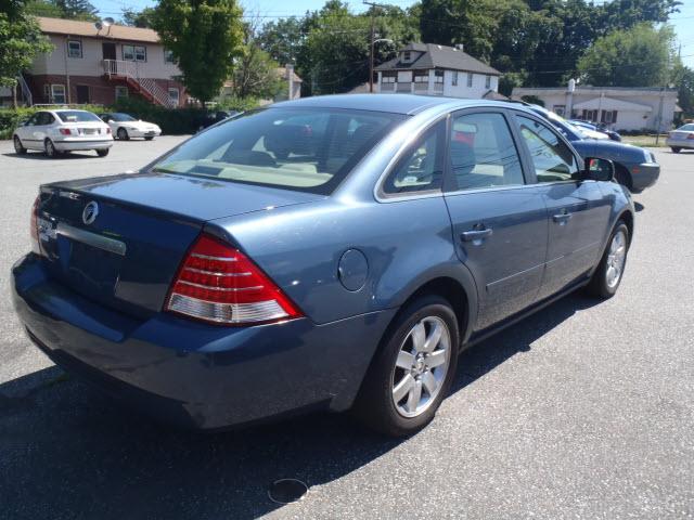 2005 Mercury Montego Coupe