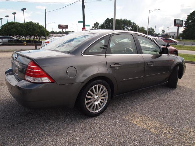 2005 Mercury Montego Coupe