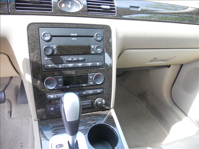 2005 Mercury Montego Unknown