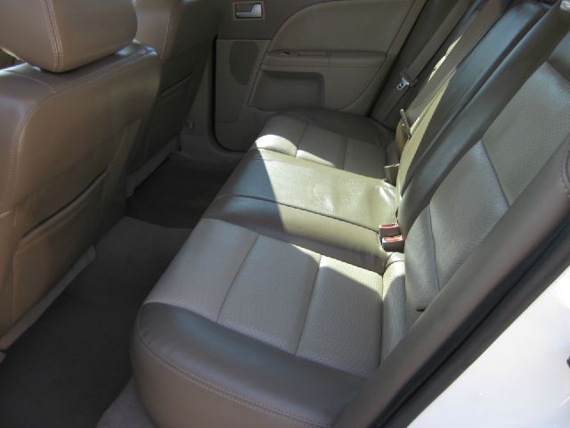 2007 Mercury Montego Base