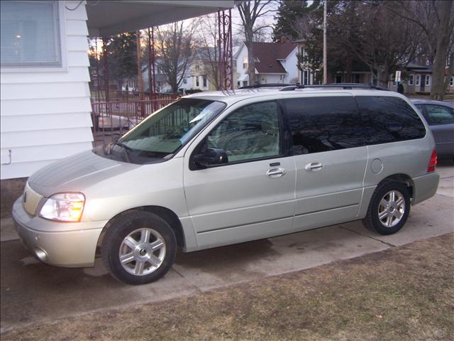 2004 Mercury Monterey XLE AWD Van