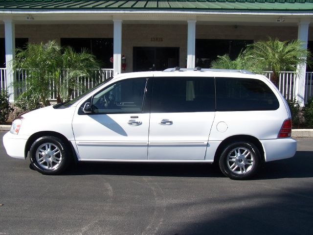 2006 Mercury Monterey Coupe