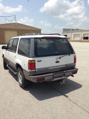 1997 Mercury Mountaineer EX - DUAL Power Doors