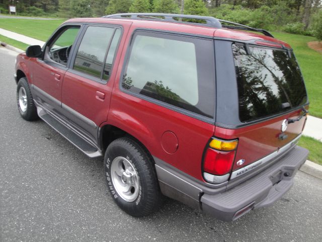 1997 Mercury Mountaineer EX - DUAL Power Doors