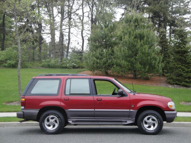 1997 Mercury Mountaineer EX - DUAL Power Doors