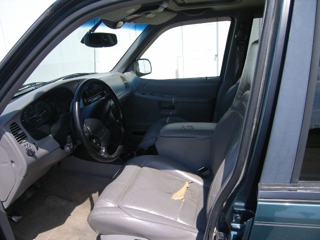 1997 Mercury Mountaineer EX - DUAL Power Doors