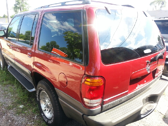 1998 Mercury Mountaineer EX - DUAL Power Doors