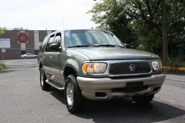 2000 Mercury Mountaineer EX - DUAL Power Doors