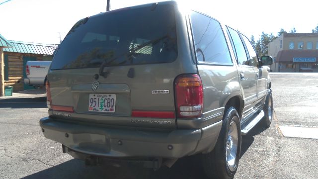 2000 Mercury Mountaineer EX - DUAL Power Doors