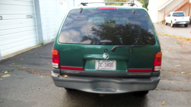 2000 Mercury Mountaineer EX - DUAL Power Doors