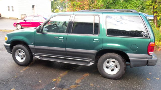 2000 Mercury Mountaineer EX - DUAL Power Doors