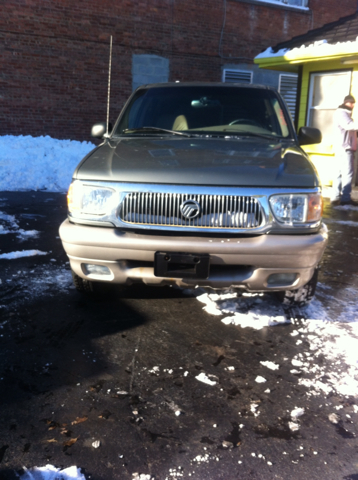 2000 Mercury Mountaineer EX - DUAL Power Doors