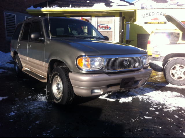 2000 Mercury Mountaineer EX - DUAL Power Doors