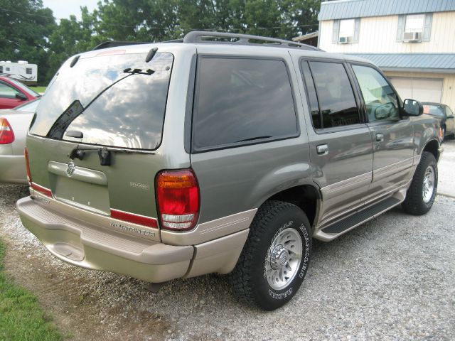 2000 Mercury Mountaineer SUV Luxury