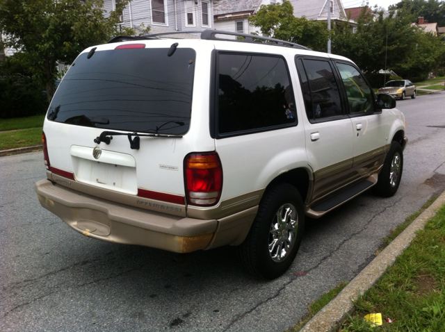 2000 Mercury Mountaineer EX - DUAL Power Doors