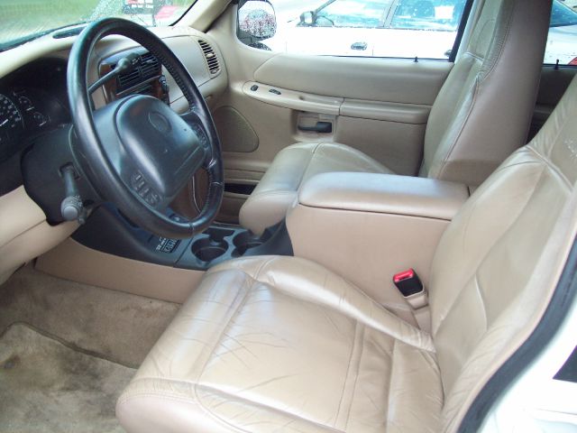 2000 Mercury Mountaineer EX - DUAL Power Doors