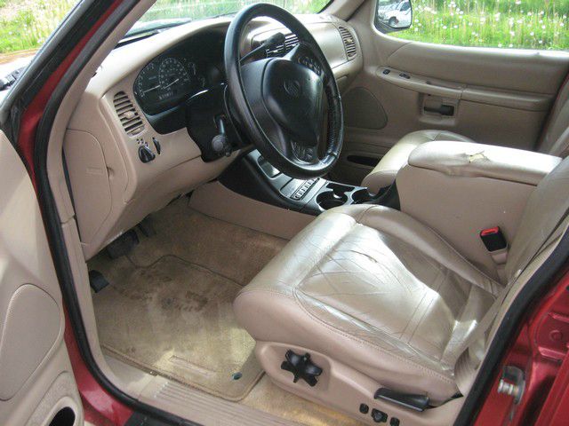 2001 Mercury Mountaineer LTZ W/leathersunroof