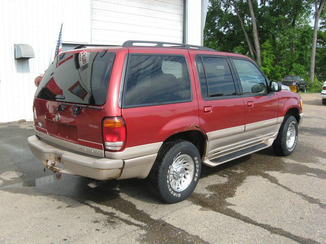 2001 Mercury Mountaineer LTZ W/leathersunroof