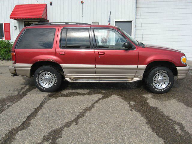 2001 Mercury Mountaineer LTZ W/leathersunroof