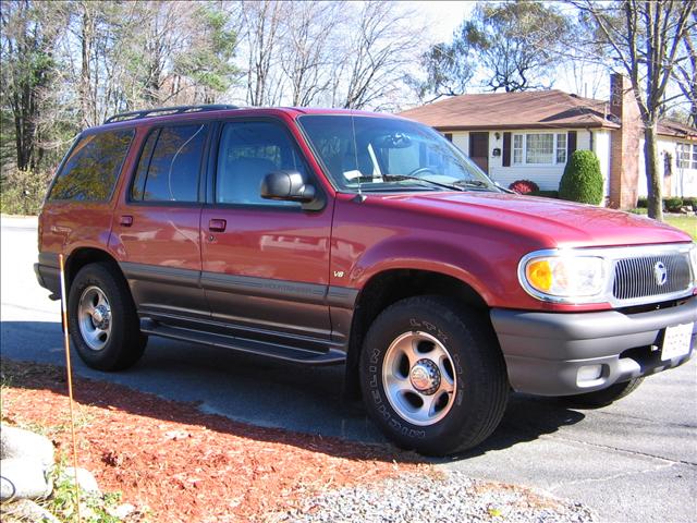 2001 Mercury Mountaineer Unknown