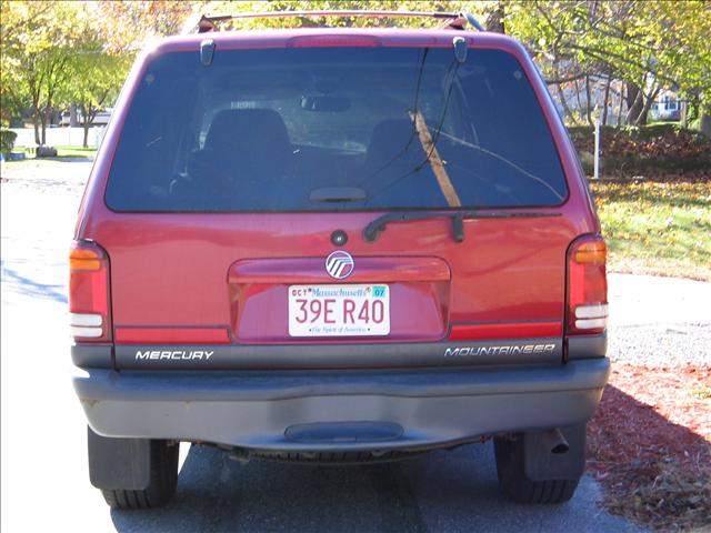 2001 Mercury Mountaineer Unknown