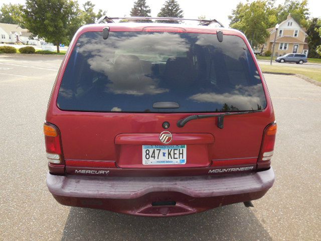 2001 Mercury Mountaineer EX - DUAL Power Doors