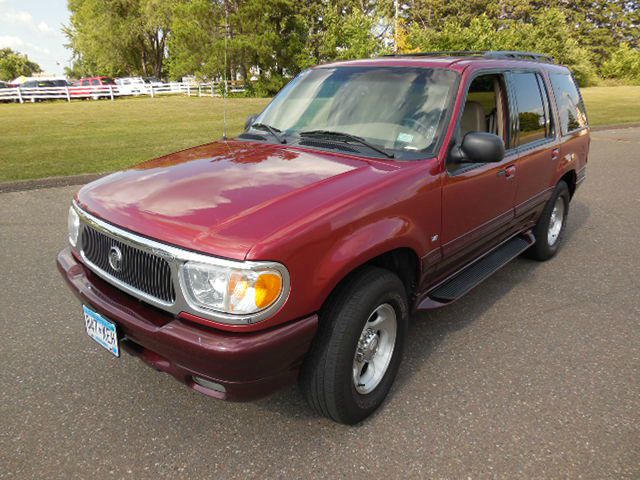 2001 Mercury Mountaineer EX - DUAL Power Doors