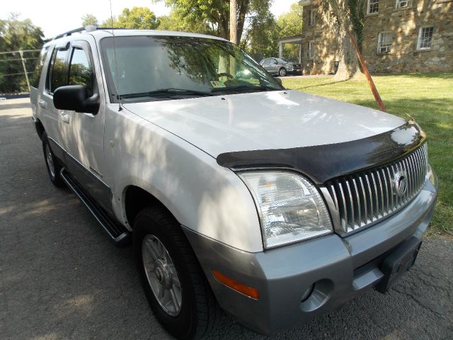 2002 Mercury Mountaineer EX - DUAL Power Doors