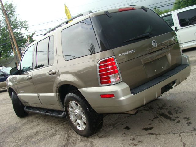 2002 Mercury Mountaineer XLT XCAB