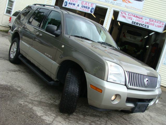 2002 Mercury Mountaineer XLT XCAB