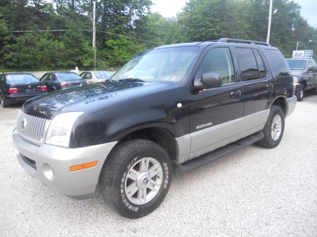 2002 Mercury Mountaineer AWD 4dr Luxury W/3rd Row