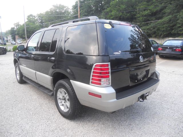 2002 Mercury Mountaineer AWD 4dr Luxury W/3rd Row