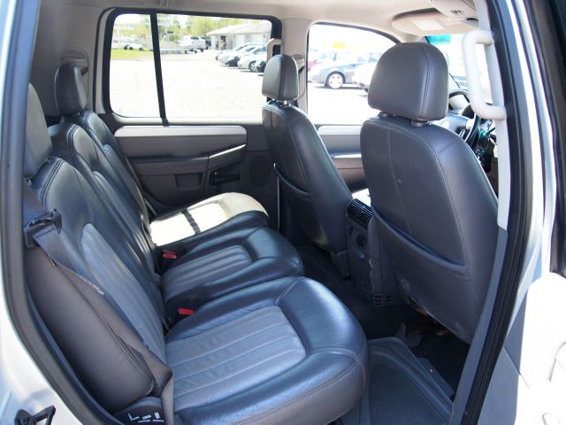 2002 Mercury Mountaineer EX - DUAL Power Doors