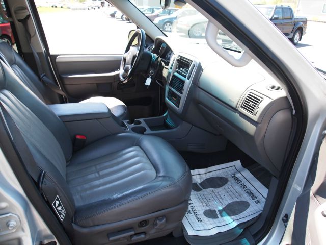 2002 Mercury Mountaineer EX - DUAL Power Doors