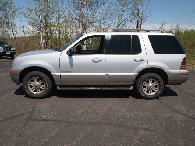 2002 Mercury Mountaineer EX - DUAL Power Doors