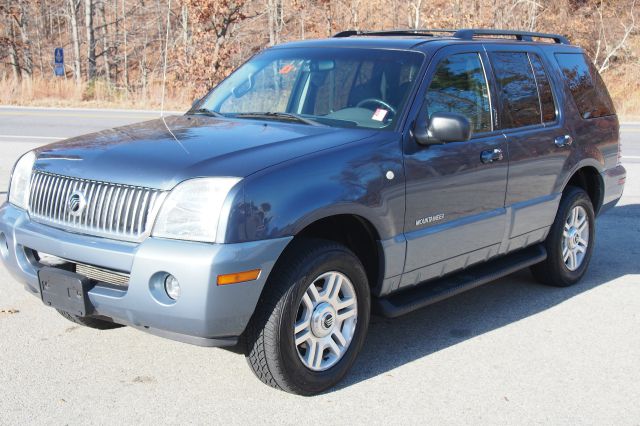 2002 Mercury Mountaineer EX - DUAL Power Doors