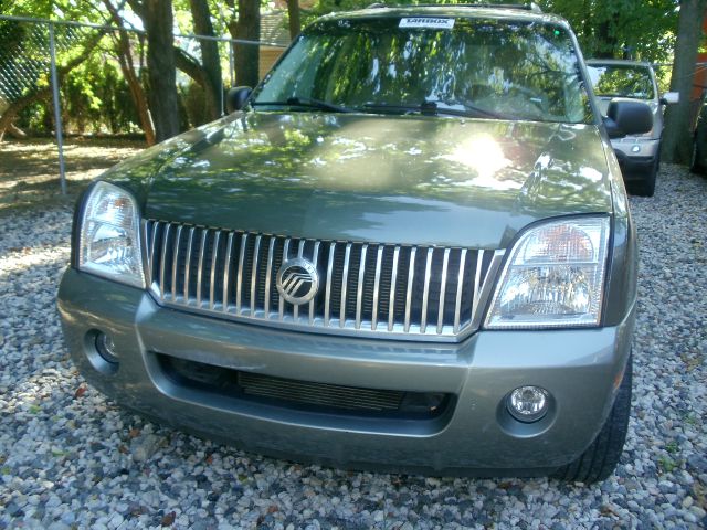 2002 Mercury Mountaineer EX - DUAL Power Doors