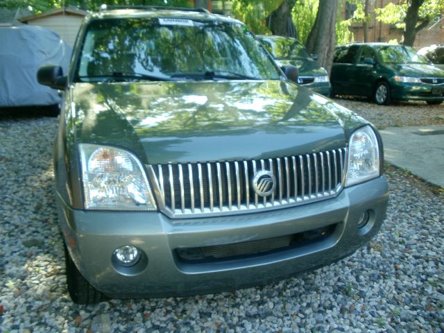 2002 Mercury Mountaineer EX - DUAL Power Doors