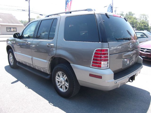 2002 Mercury Mountaineer EX - DUAL Power Doors